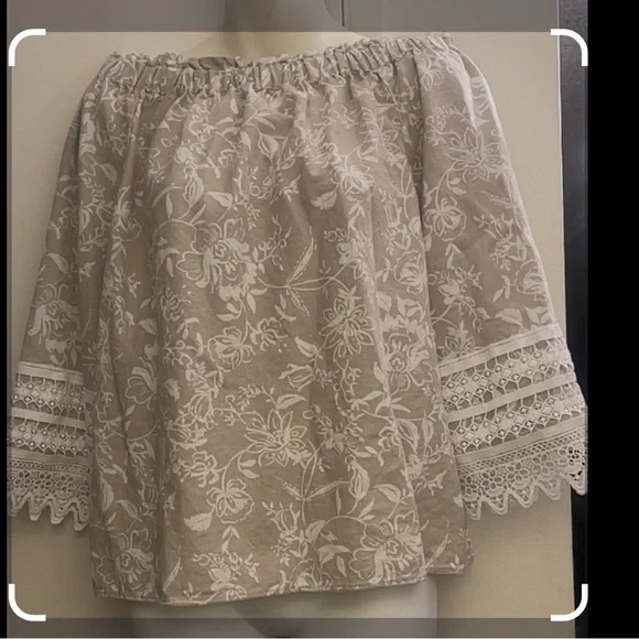 ELLA Rafaella Linen Blend Peasant Top with Lace Sleeve Medium - Picture 5 of 6